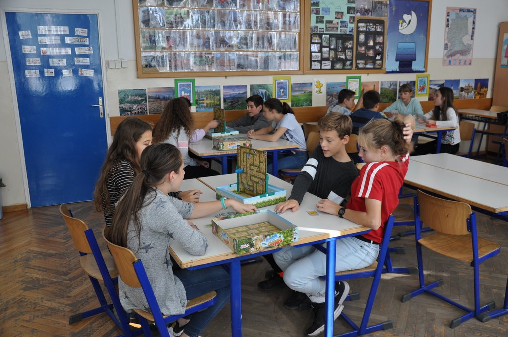 Tarsasjatek_oktober 7.b 21.JPG