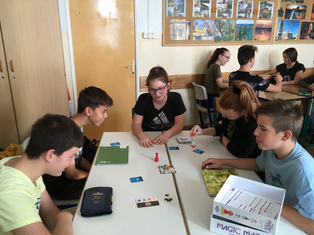 Tarsasjatek_oktober 7.b 32.JPG
