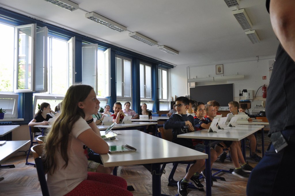 2019. 4..b 12 teremben_12.JPG