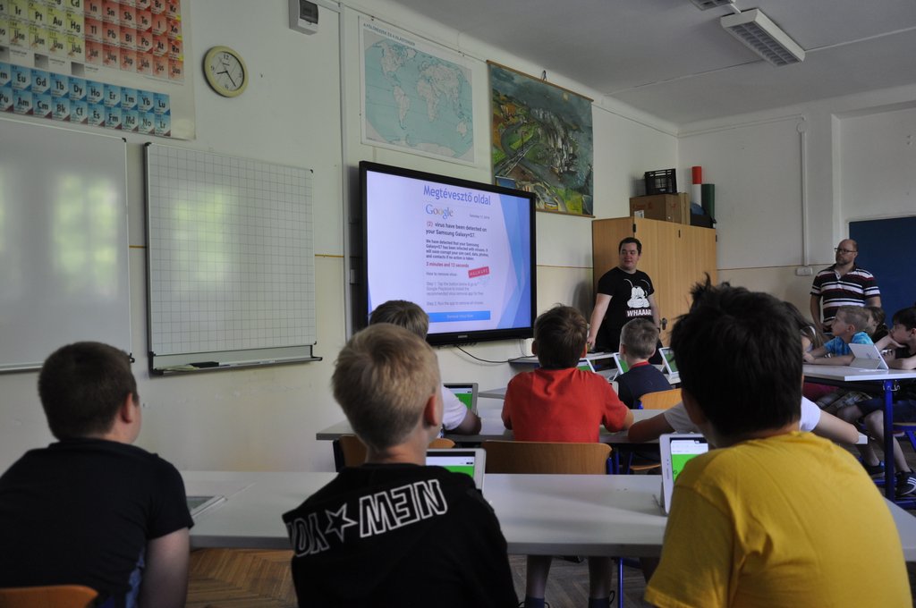 2019. 4..b 12 teremben_14.JPG