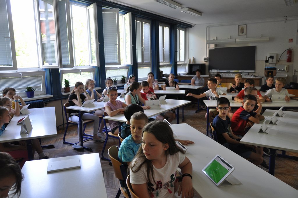 2019. 4..b 12 teremben_17.JPG