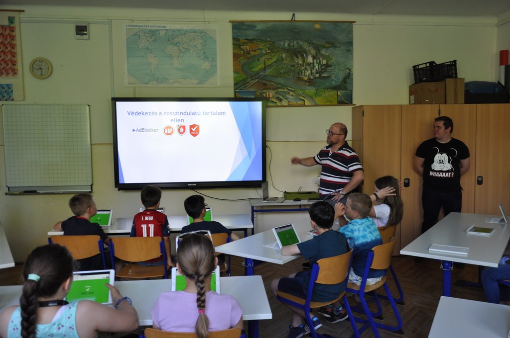 2019. 4..b 12 teremben_23.JPG