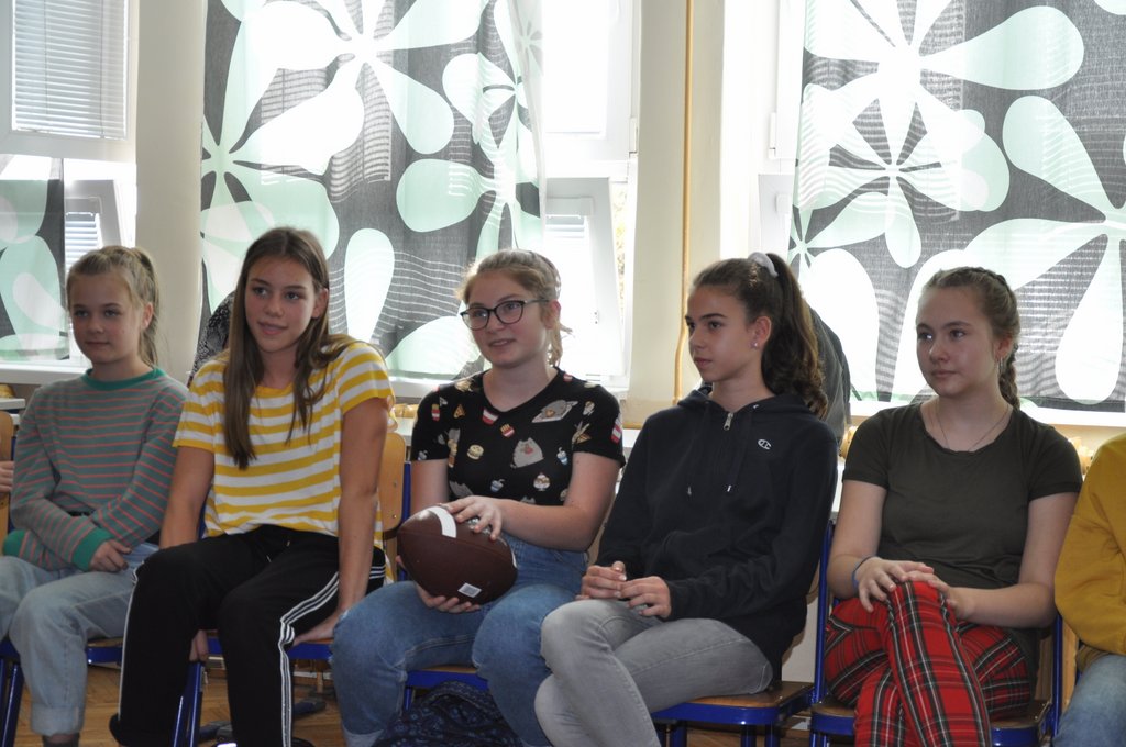 7abc emelt angol foglalkozas 14.JPG