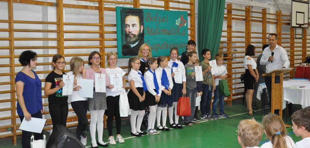 2019. Bolyai matek dijkioszto 24.JPG
