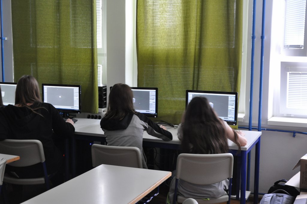 2019. DTH 8. evf eTalonSchool  004.JPG