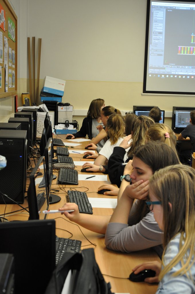 2019. DTH 8. evf eTalonSchool  012.JPG