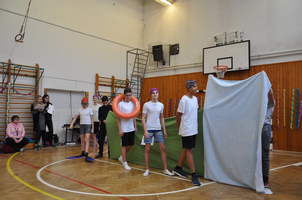 2019.01.25. Felsős farsang 033.JPG