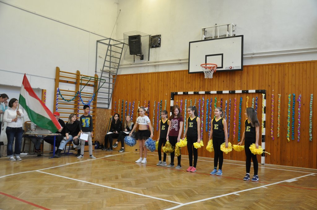 2019.01.25. Felsős farsang 067.JPG