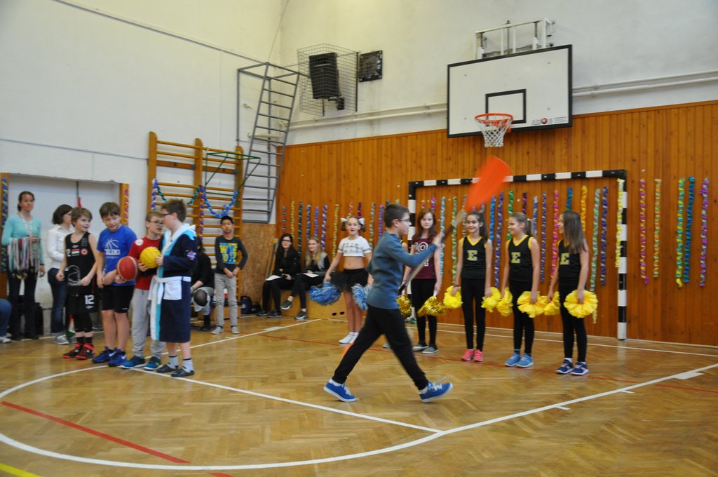 2019.01.25. Felsős farsang 070.JPG