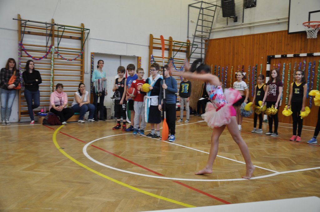 2019.01.25. Felsős farsang 071.JPG