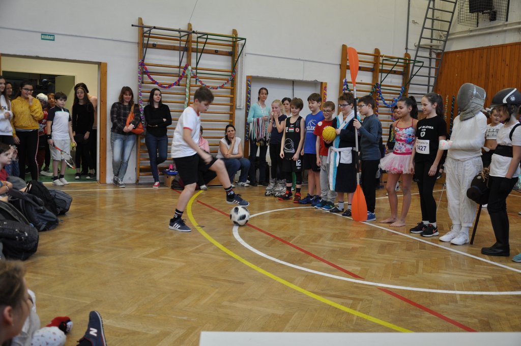 2019.01.25. Felsős farsang 076.JPG