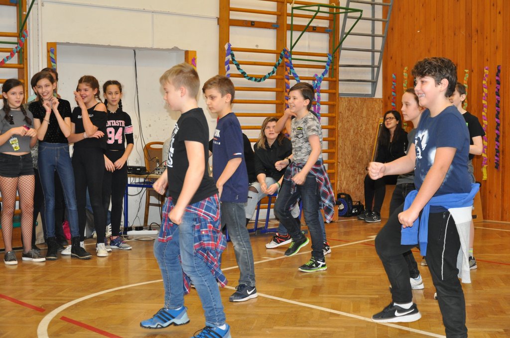 2019.01.25. Felsős farsang 093.JPG