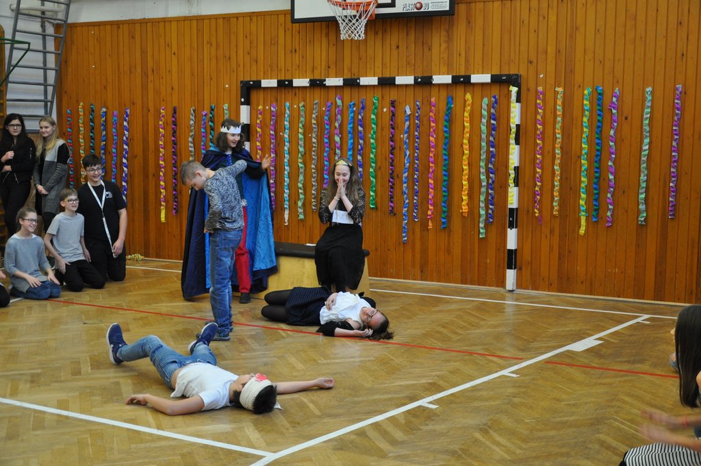 2019.01.25. Felsős farsang 157.JPG