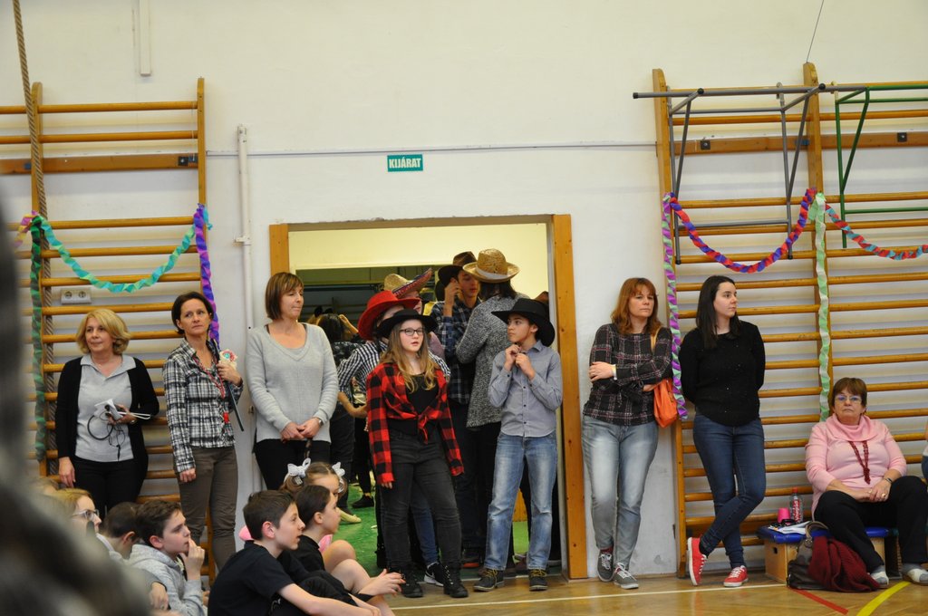 2019.01.25. Felsős farsang 178.JPG