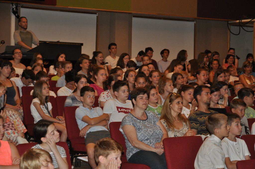 2019. Olimpia mozi 001.JPG