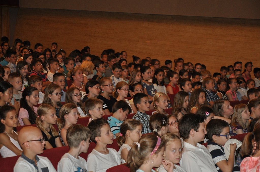 2019. Olimpia mozi 002.JPG