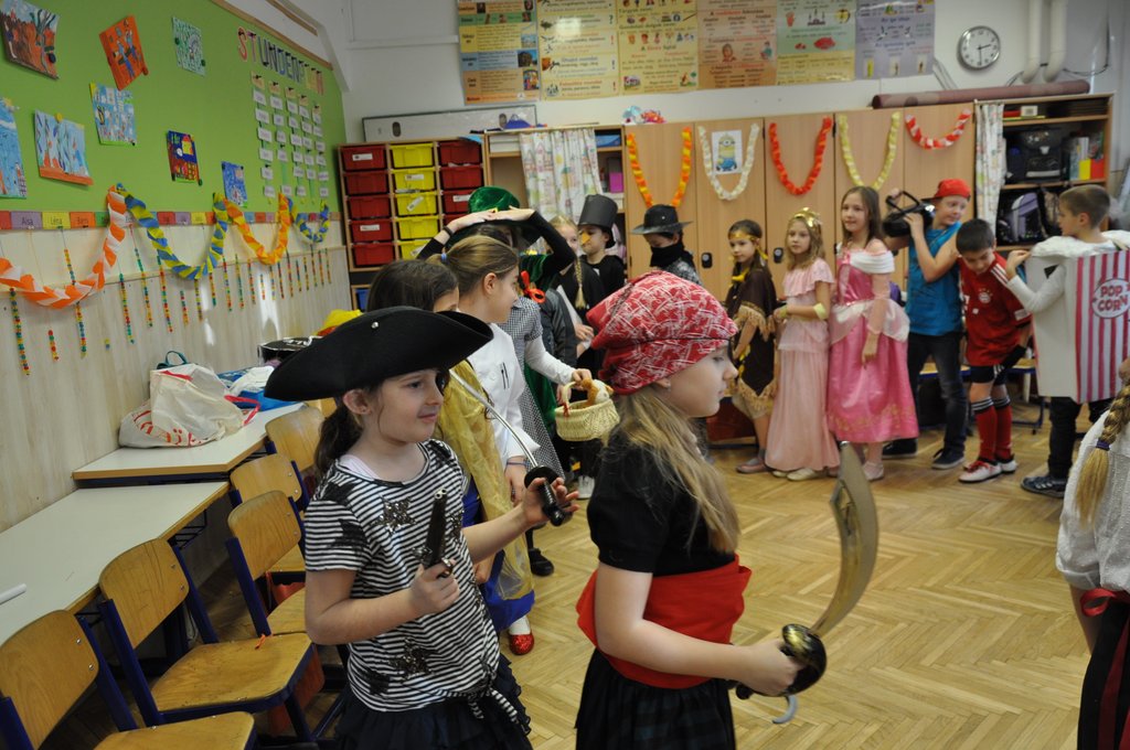 Alsos farsang 2019.01.18.  002.JPG