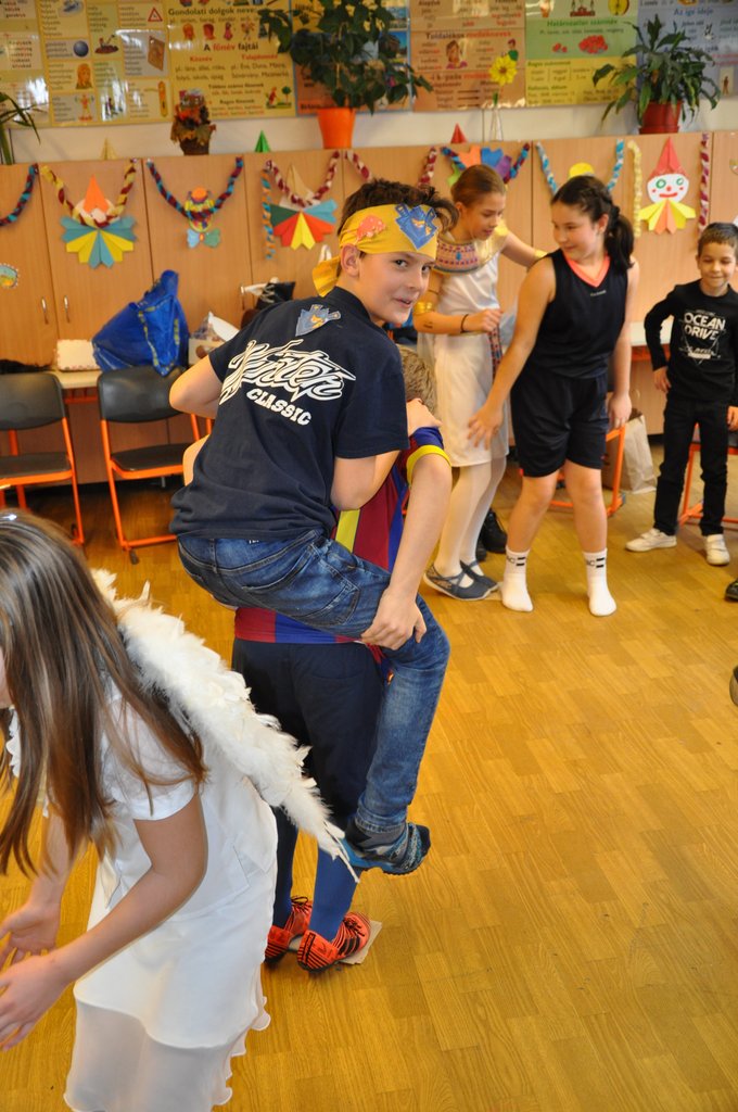 Alsos farsang 2019.01.18.  043.JPG