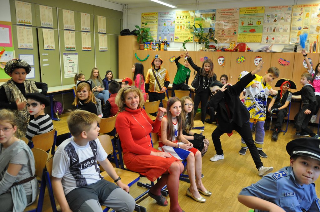 Alsos farsang 2019.01.18.  052.JPG