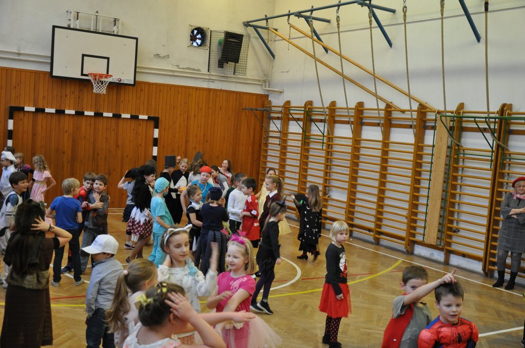 Alsos farsang 2019.01.18.  122.JPG