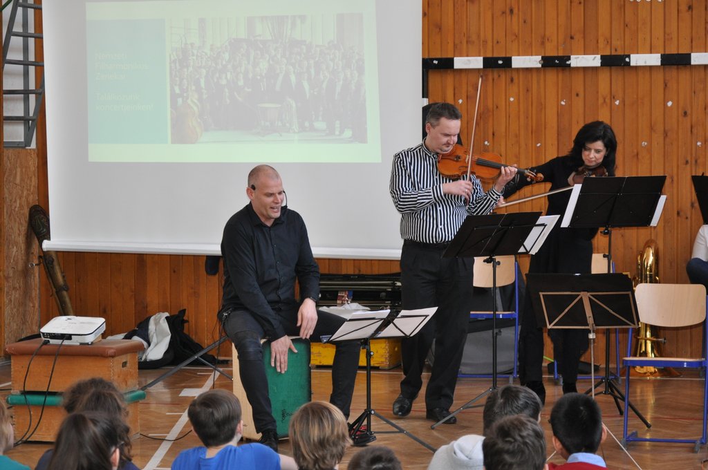 Filharmonikusok  032.JPG