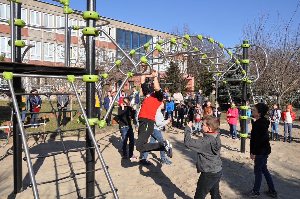 Uj jatszoter  024.JPG