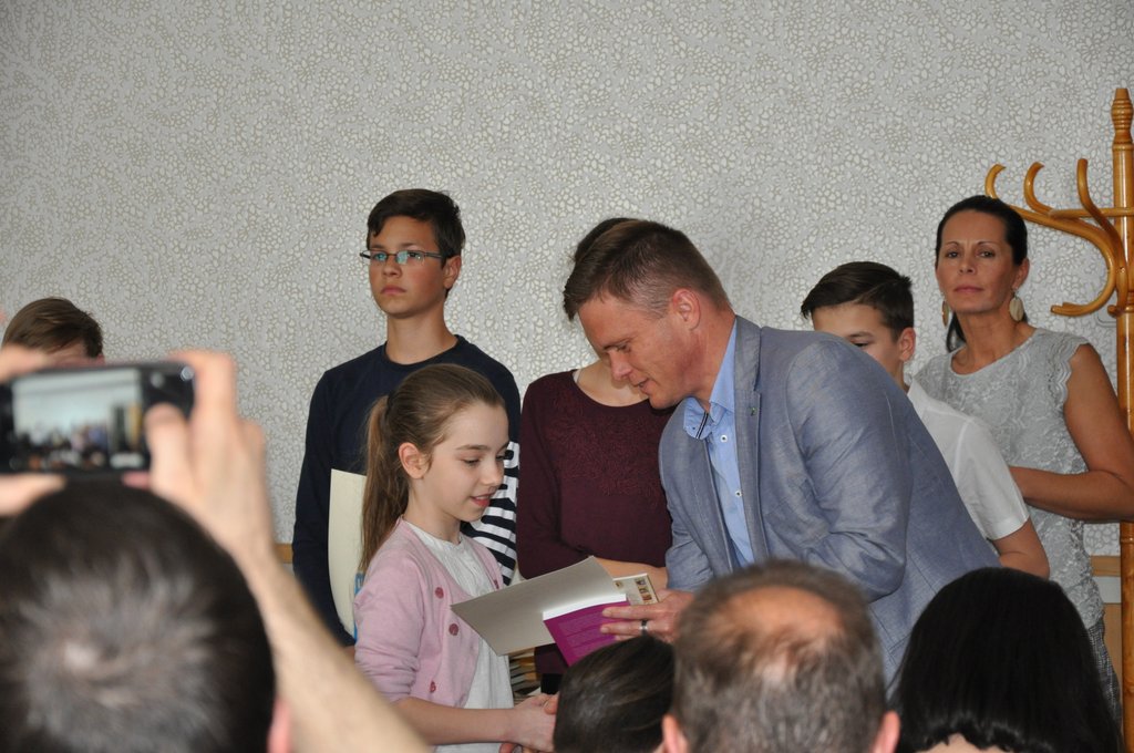 2019. Matek dijkioszto 009.JPG