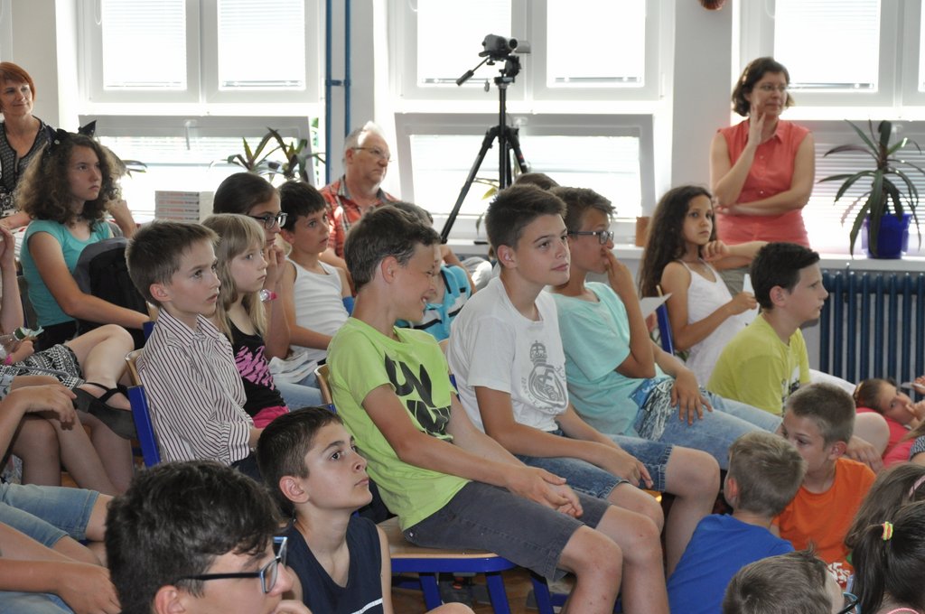 2019. David Adam iro olvaso_19.JPG