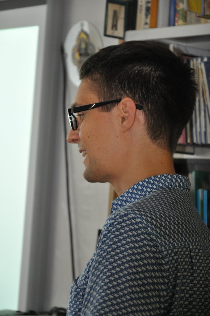 2019. David Adam iro olvaso_26.JPG