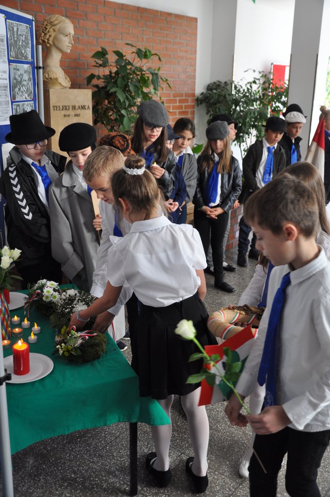 1956-os musor 44.JPG