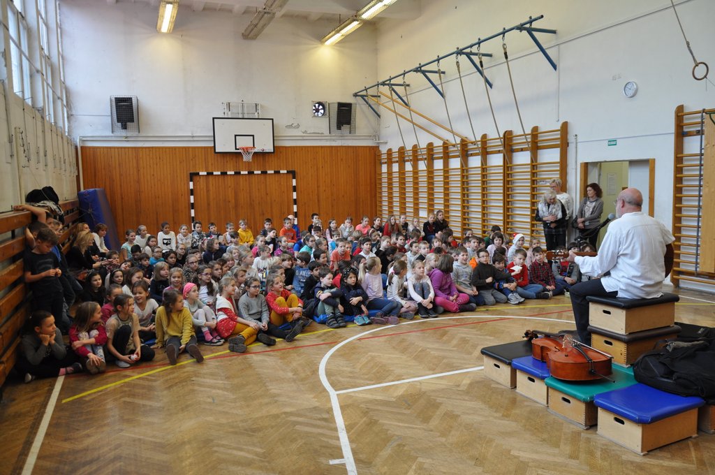 2019.12.20. Gryllus koncert.  009.JPG