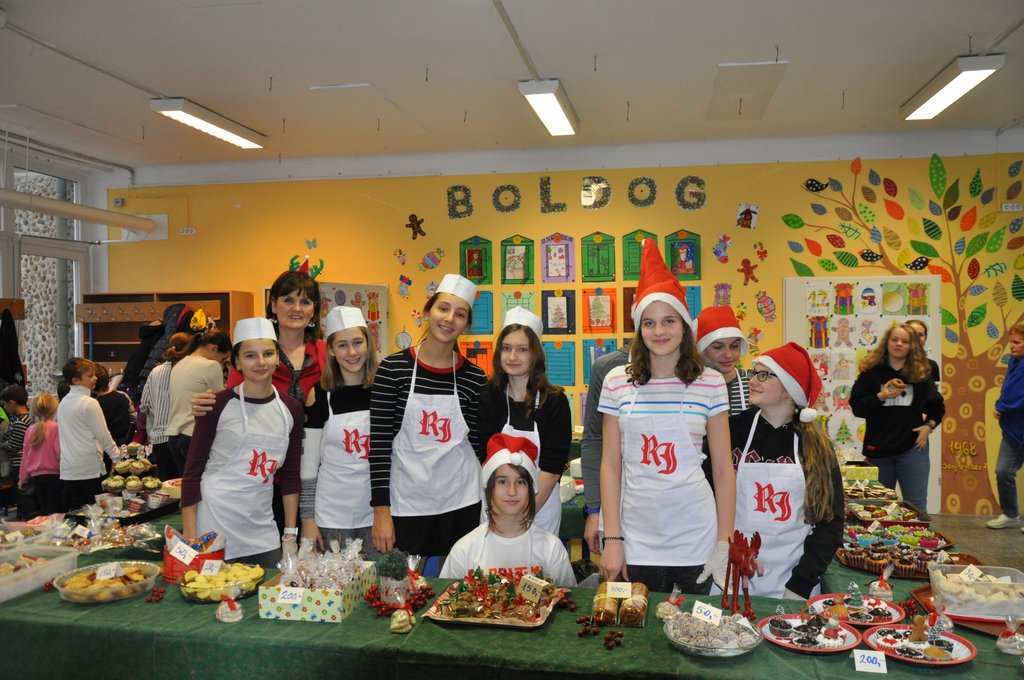 2019.Adventi vasar  001.JPG