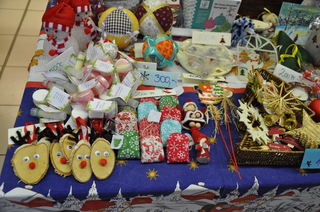 2019.Adventi vasar  031.JPG