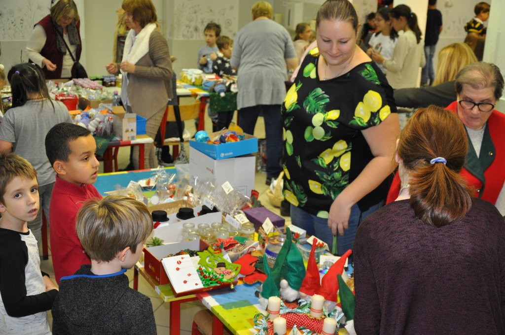 2019.Adventi vasar  039.JPG