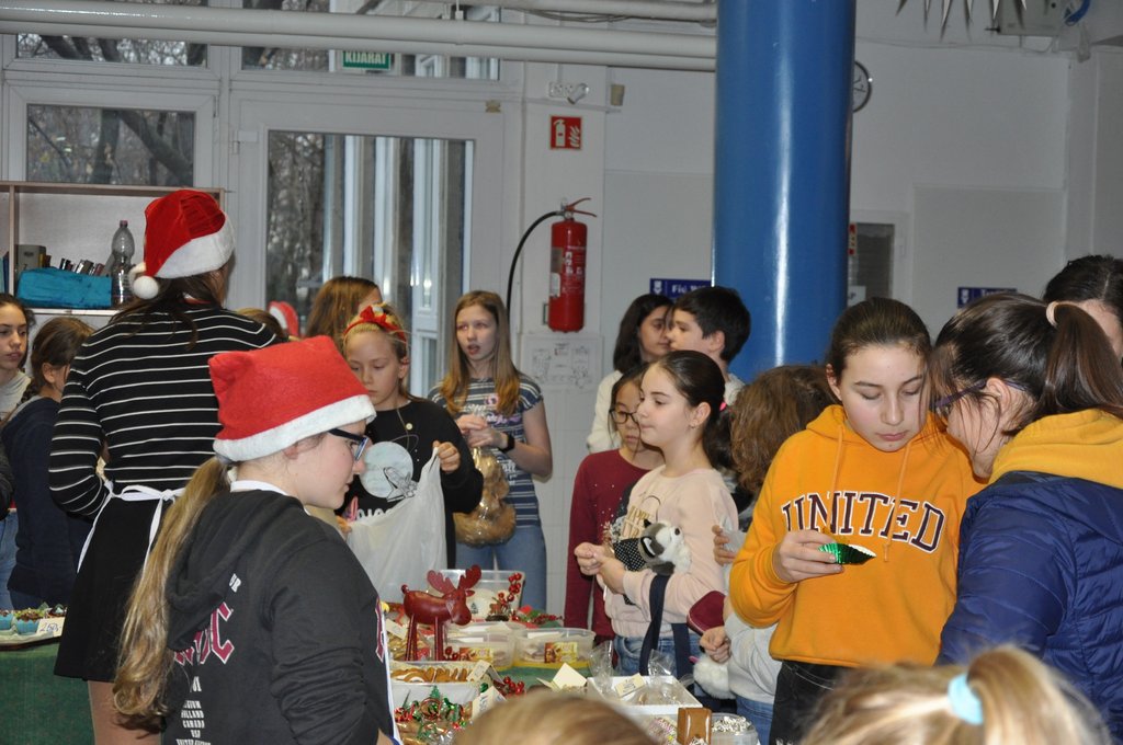 2019.Adventi vasar  073.JPG